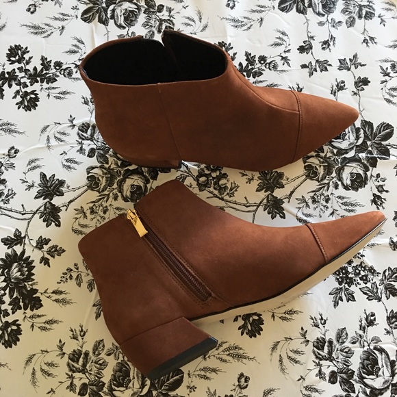 Ava & Aiden Brown Suede Boots Size 5.5M - Picture 2 of 8